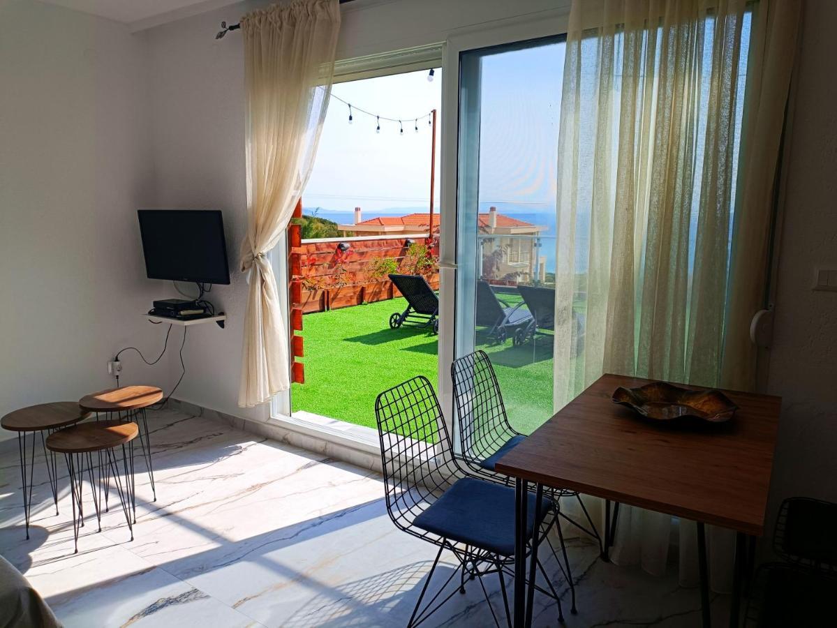 Salonikiou Beach Apartments Akti Salonikiou Eksteriør billede