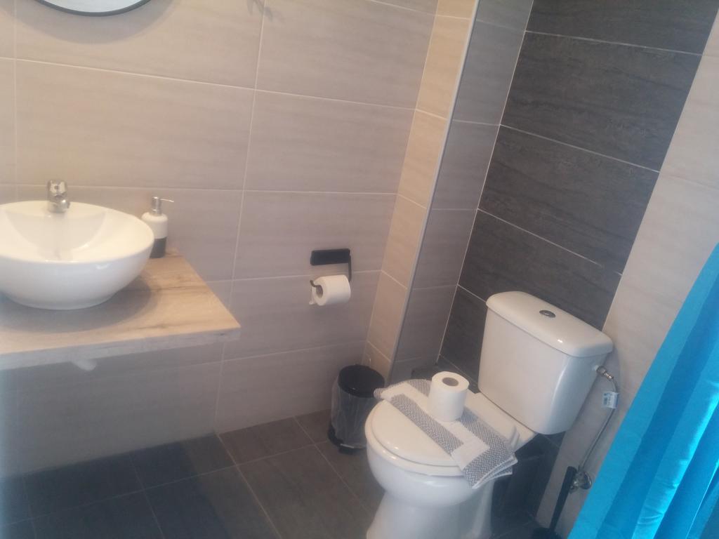 Salonikiou Beach Apartments Akti Salonikiou Eksteriør billede