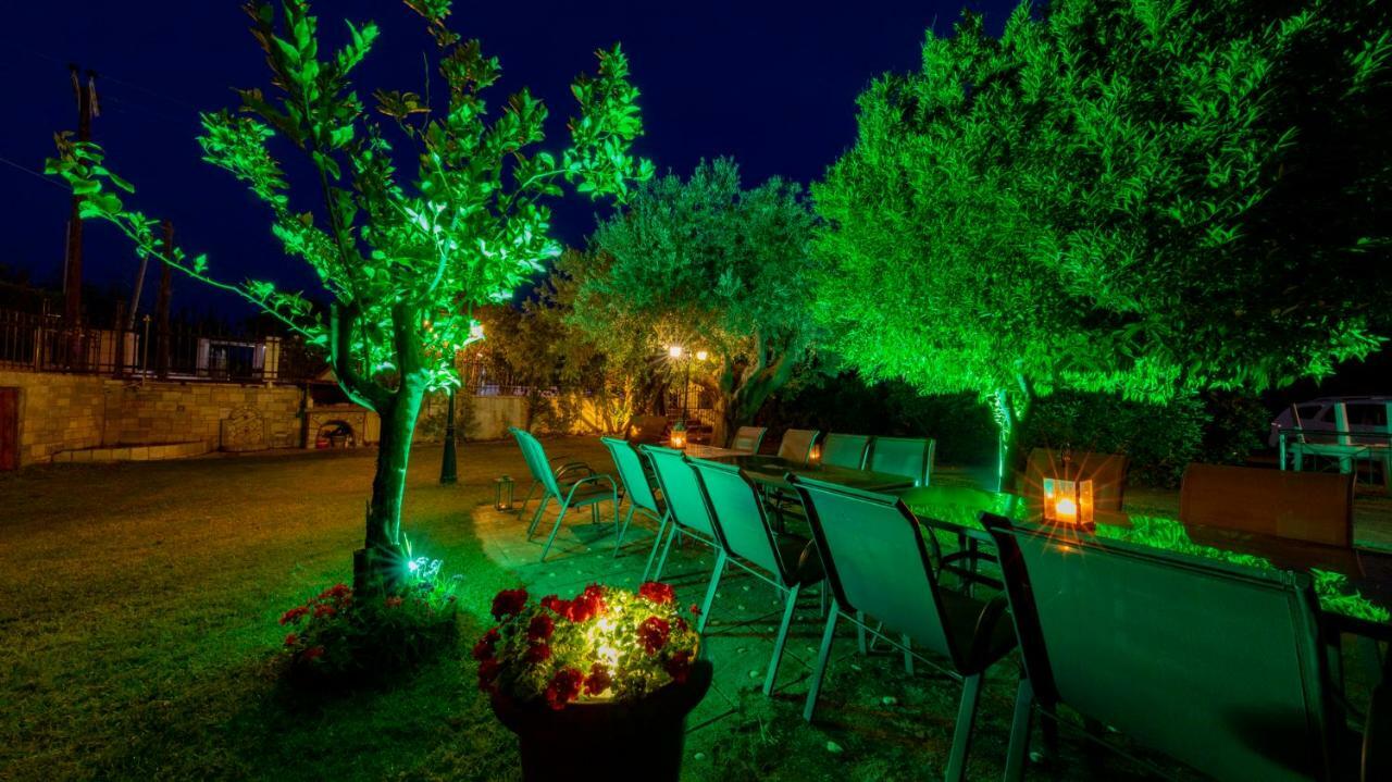 Salonikiou Beach Apartments Akti Salonikiou Eksteriør billede